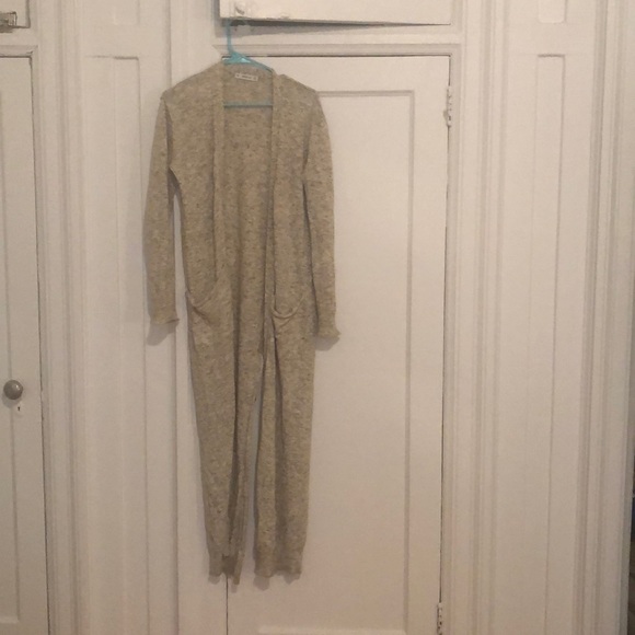 Zara Sweaters - Zara Long Knit Cardigan